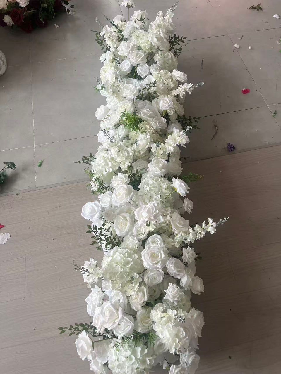 White rose flower garland wedding flower runner rose flower event decoration 